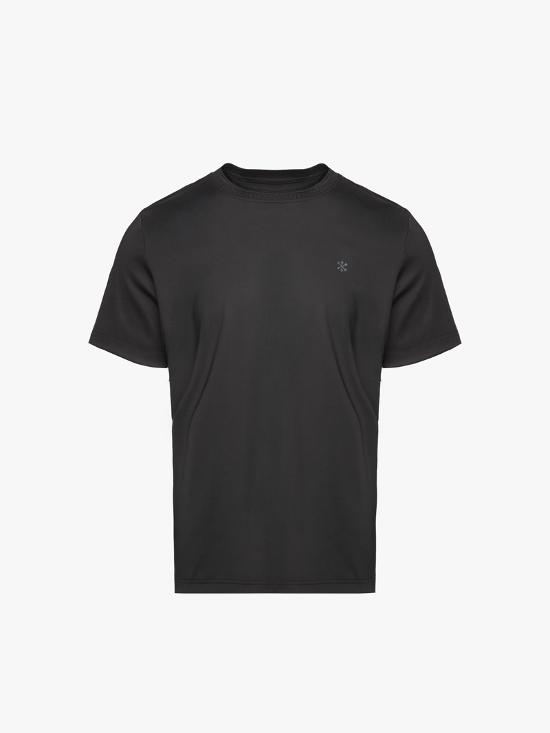 ao thun cool-x co tron in logo bong tuyet form slimfit at188 den